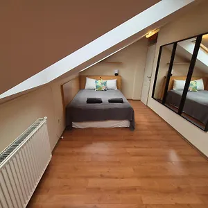  Apartamento At Nagymezo Street